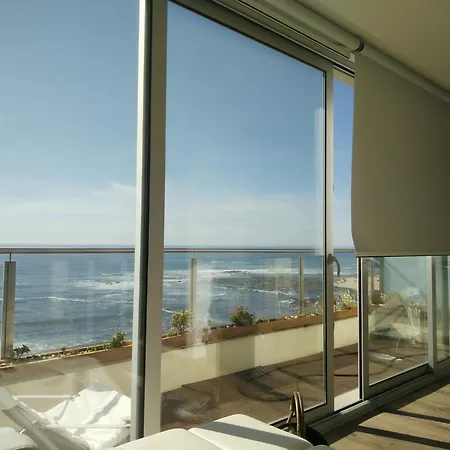 Amazing Over The Sea Apartment